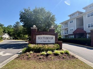 912 Southmoor Dr Unit 301, Virginia Beach, VA 23455