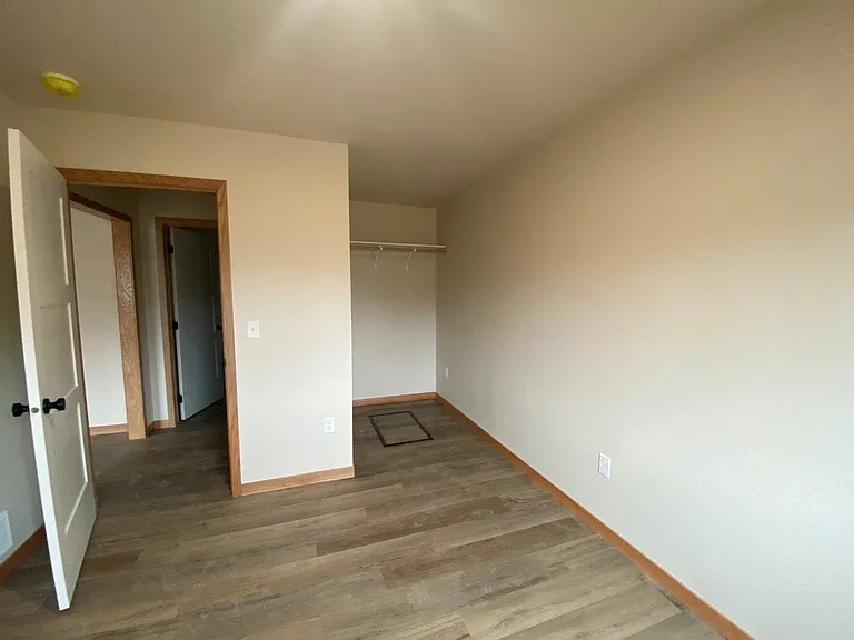 SunHill Bryant — Photo 3