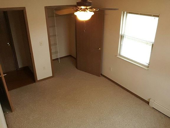3rd image of 384 Red Cedar St APT 255