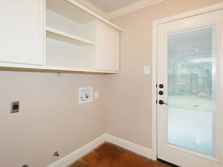 4607 Bridlewood Dr — Photo 24