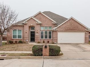 10336 Bear Creek Trl, Fort Worth, TX 76244