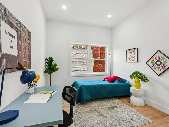 78 Beacon Avenue image 25 of 43