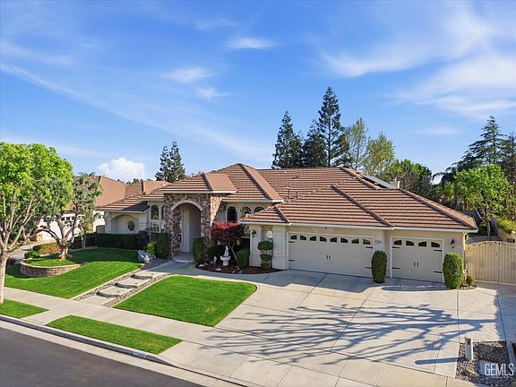 5th image of 12403 Portebello Dr