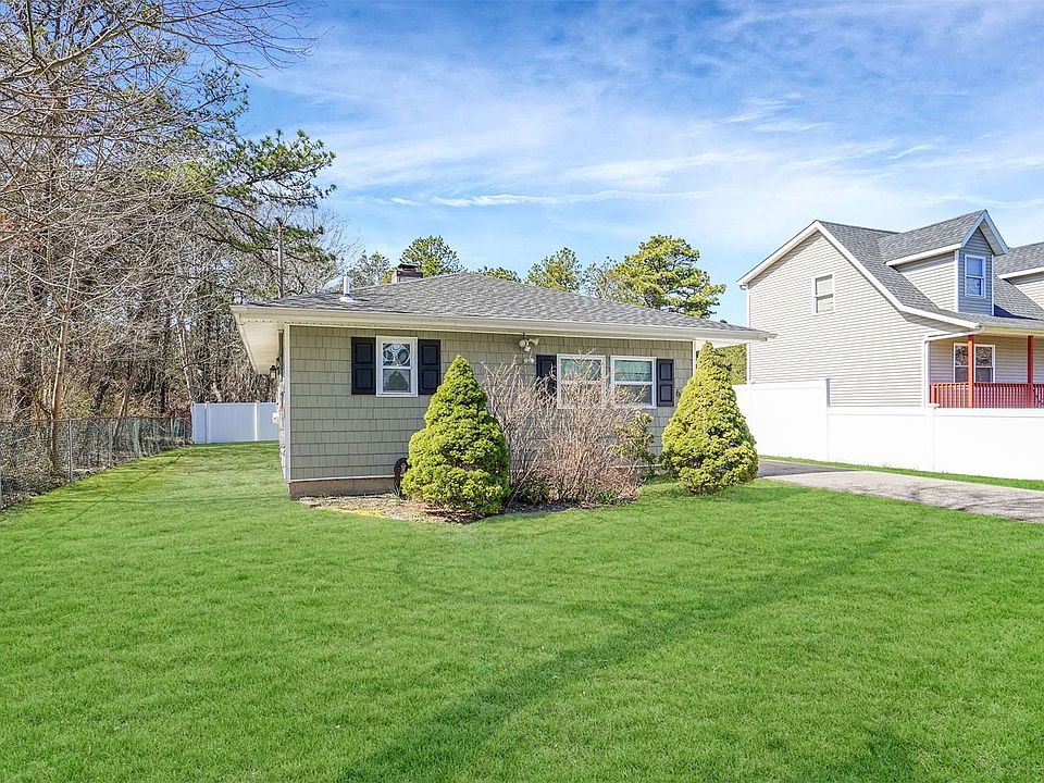 622 Bellport Ave, Bellport, NY 11713 Zillow