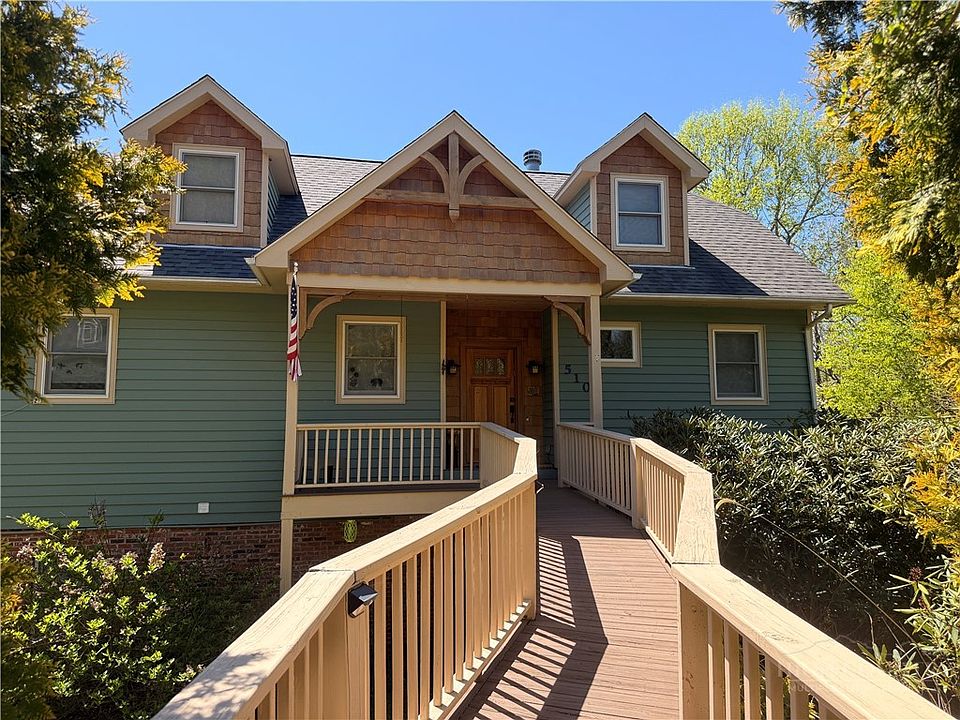 1st image of 510 Pineview Drive