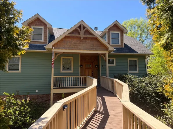 510 Pineview Drive, Boone, NC 28607