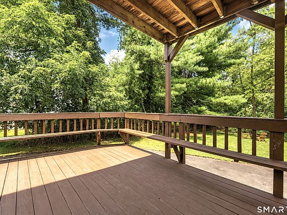 5th image of 475 West Woods Road