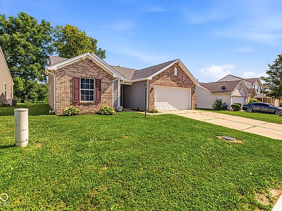 3rd image of 5848 Jackie Ln
