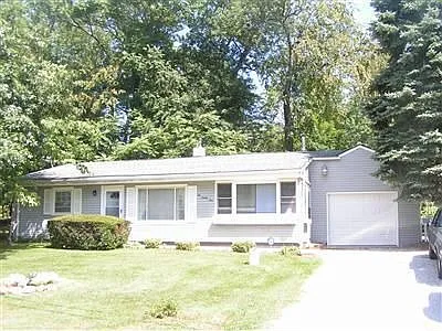 299 Long Lake Blvd photo 1