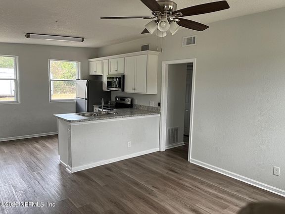 5th image of 10547 BRIARCLIFF Road E