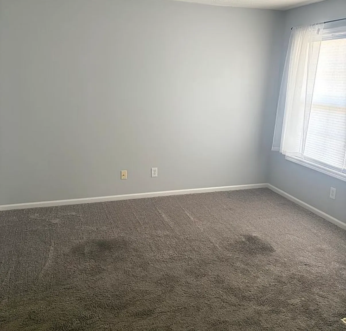 2 bed, 1.5 bath, 1024 sqft, $1,348 — Photo 1