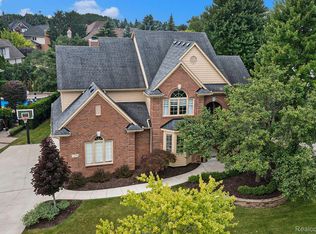 3549 Blue Heron Ln, Rochester Hills, MI 48309