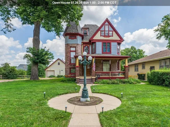 2216 Jackson St, Sioux City, IA 51104