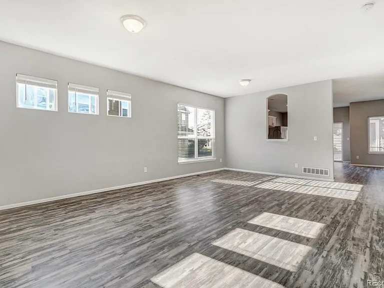 3573 Grey Owl Point — Photo 4