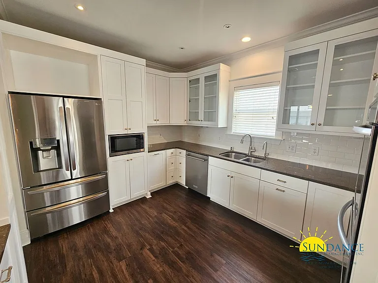 360 Tradewinds Dr — Photo 9