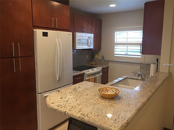 4th image of 2822 Swifton Dr #112