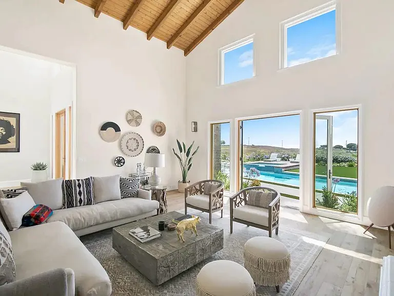 Bright and open living space with gorgeous views of your retreat.