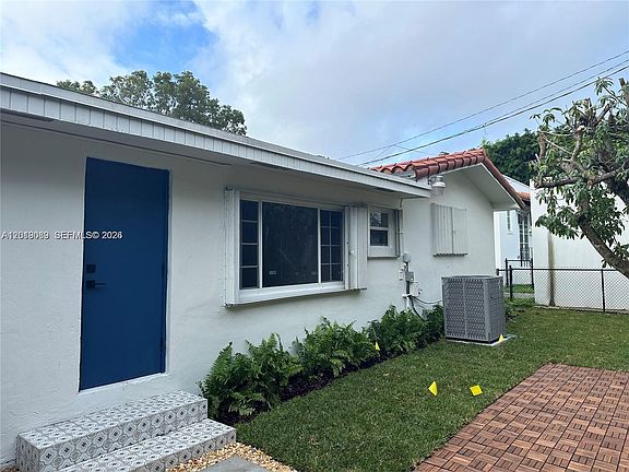 5th image of 517 Navarre Ave #517