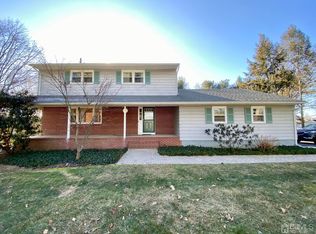 62 Dey Rd, Cranbury, NJ 08512