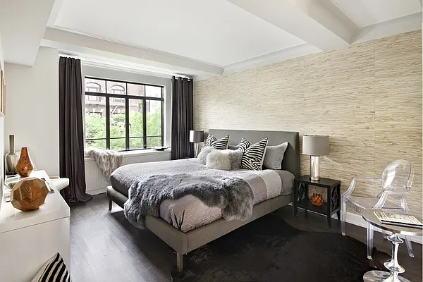 Sold by Stribling | media 24