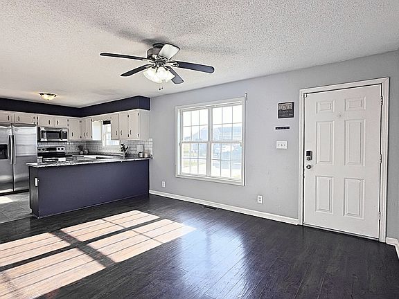 5th image of 519 Gainey Dr