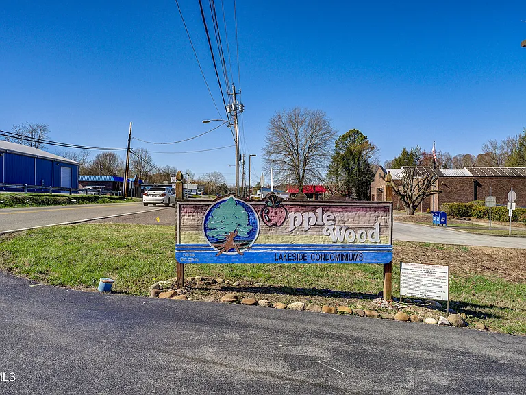 4336 Bluff City Hwy #B4 — Photo 39