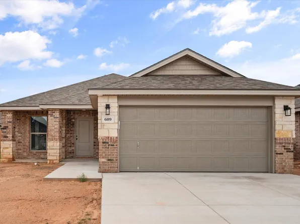 609 E 31st St, Wolfforth, TX 79382