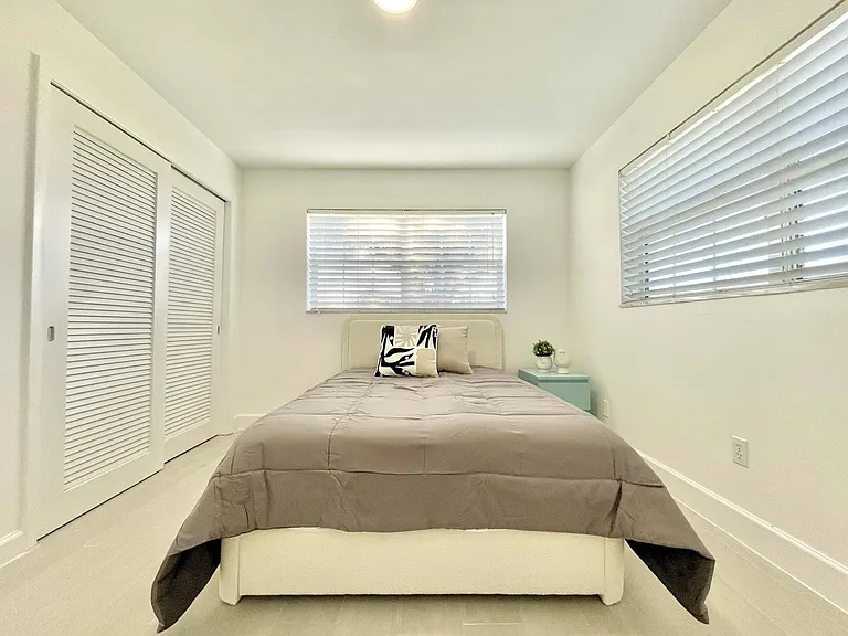 1772 Inlet Dr — Photo 8