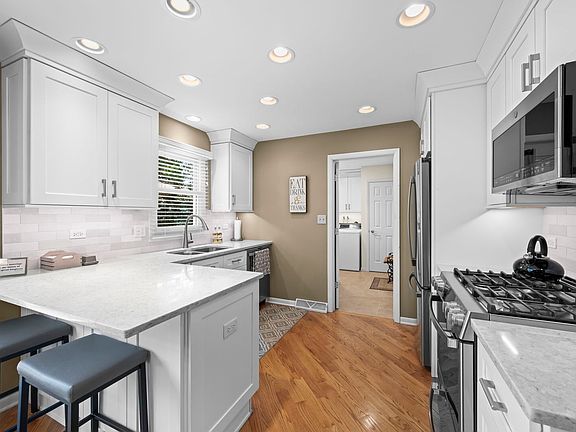 5th image of 3515 Treaty Ln
