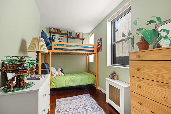Sold by Corcoran | media 6