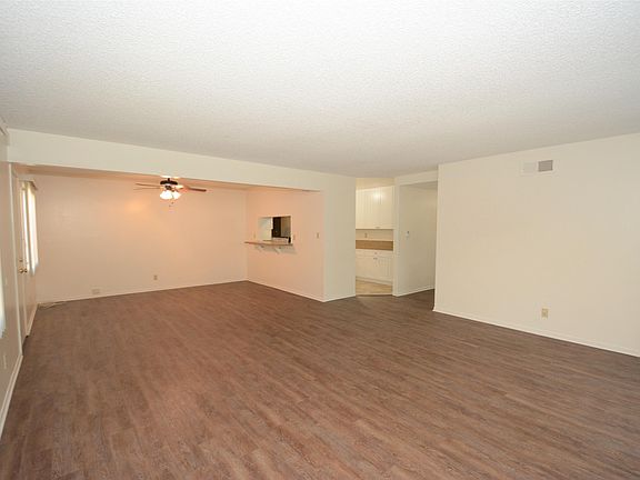 3rd image of 277 Baldwin Ave