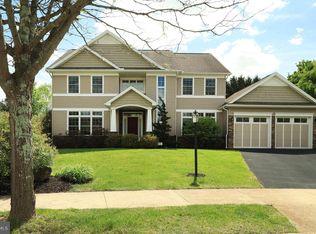 170 Fernleaf Ct, State College, PA 16801