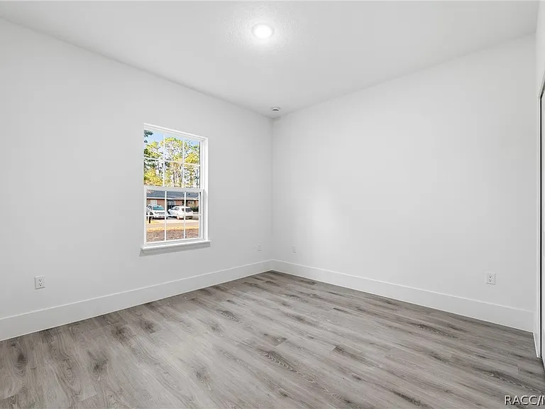 7047 N Lime Dr — Photo 25