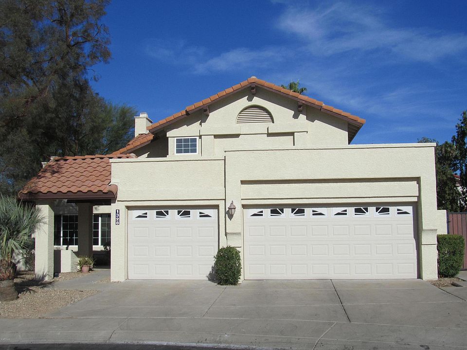 1st image of 1328 E Marconi Ave