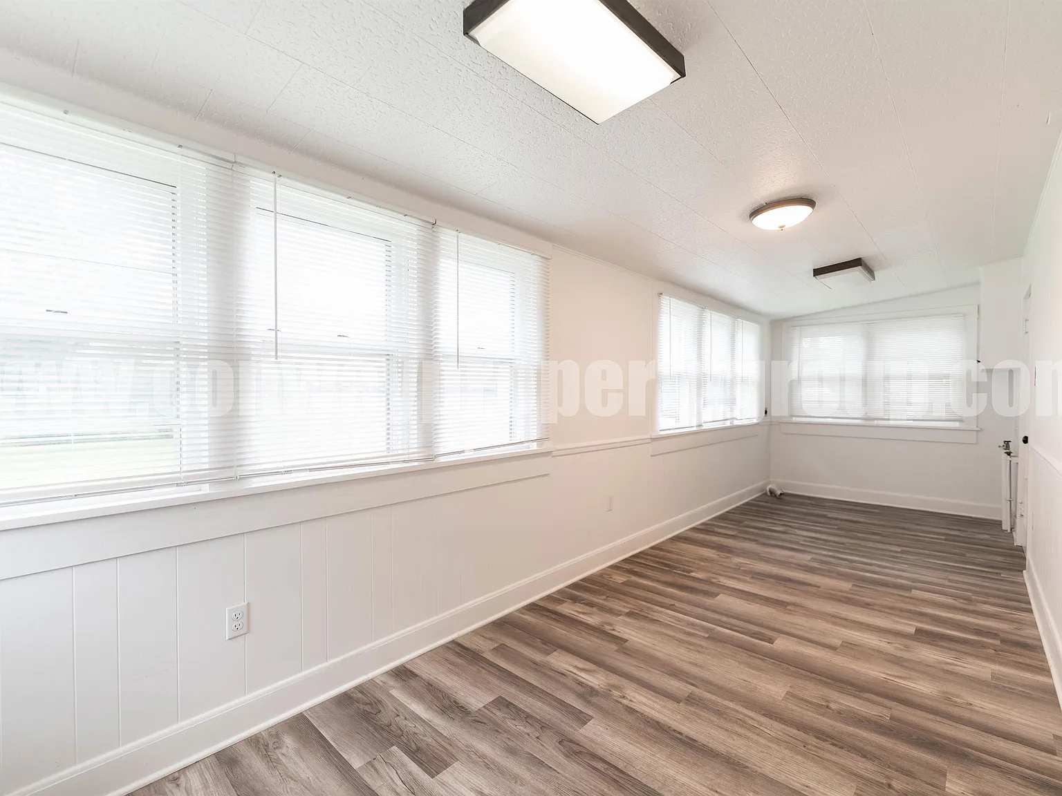1404 Clifton Street - 1404 — Photo 2