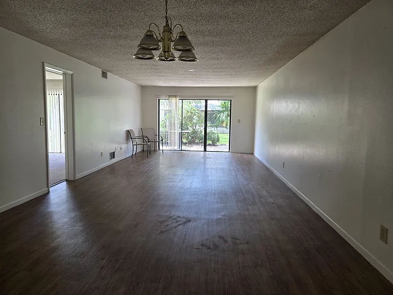 3505 Tarpon Woods Blvd #405 — Photo 2
