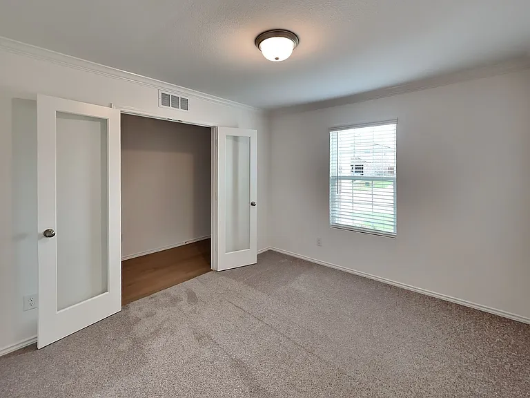 1017 Valerian Dr — Photo 14