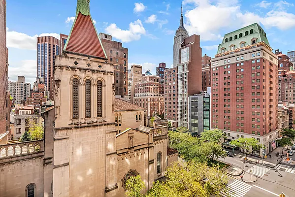 Sold by Thrasher Real Estate | media 1