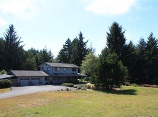 654 Camelot Ln, Ferndale, CA 95536