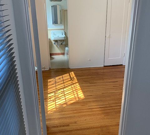 4th image of 8016 Norton Ave #1/4