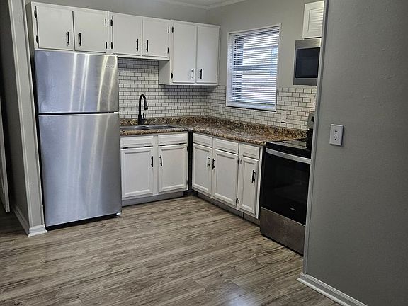 4th image of 33 Sunrise Ln #176