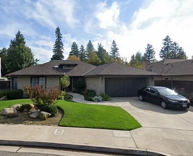 3 bed, 2162 sqft, $2,750 — Photo 1