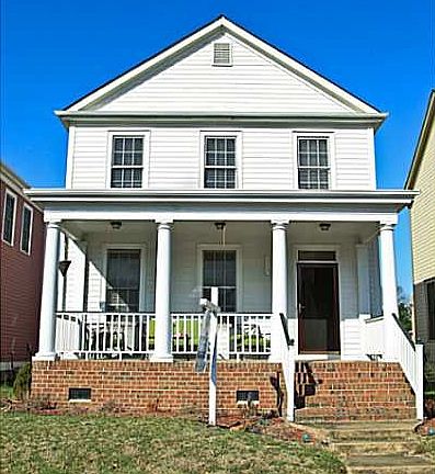 3rd image of 908 Thomas Cir