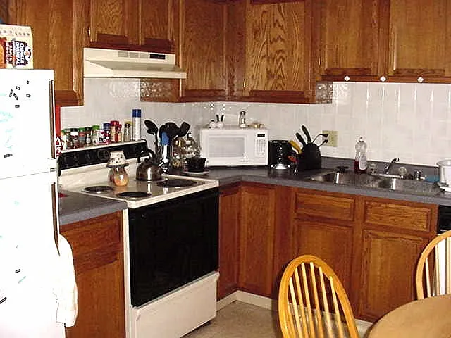 505 W Johnson St — Photo 4