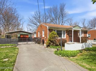 2618 Benoch Ave, Louisville, KY 40216