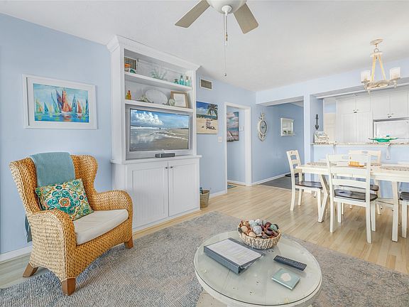 5th image of 426 S Fletcher Ave APT 206