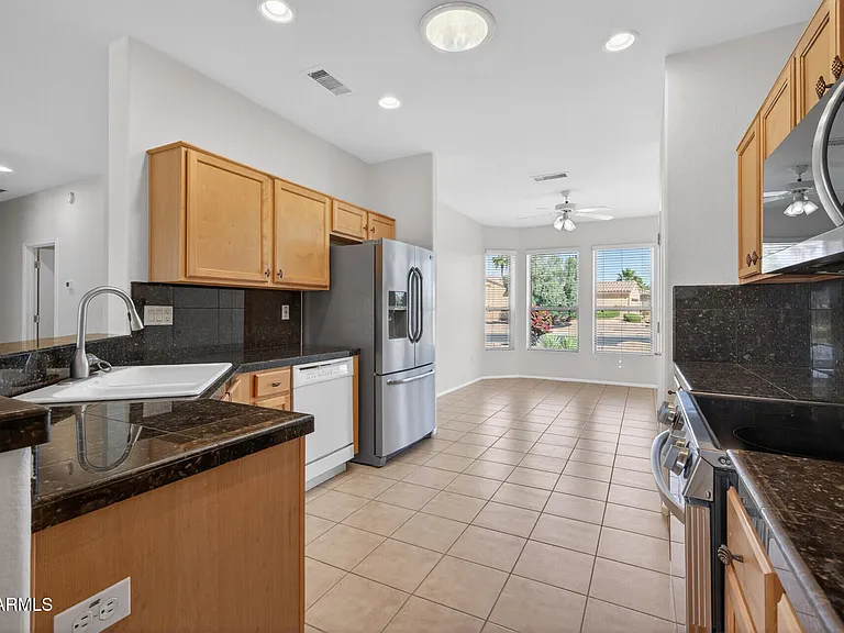 15243 W Camino Estrella Dr — Photo 11