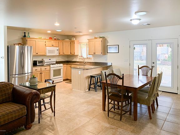 2nd image of 2255 W Calle Encanto
