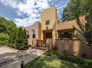 165 N Galt Ave, Louisville, KY 40206