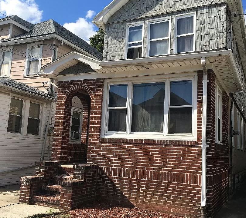 2nd image of 4015 Avenue I